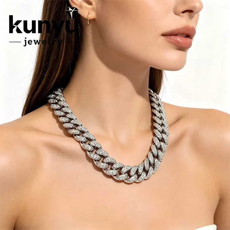 Bling Kuuba lingi kaelakee
