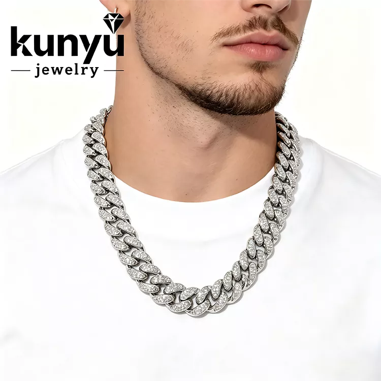 Bling Kuuba lingi kaelakee